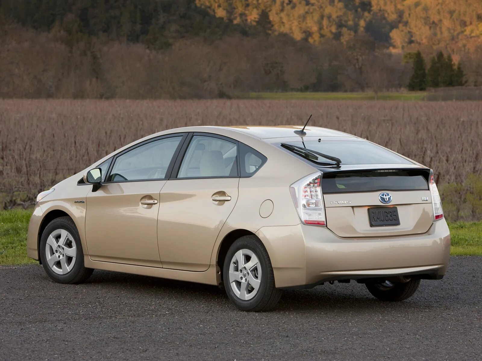 Тойота приус гибрид 2009. Приус двадцатка. Toyota prius 2003. Тойота приус 20. Тойота приус 2003-2009.