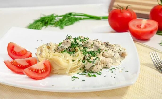 Курица со сливками и пюре