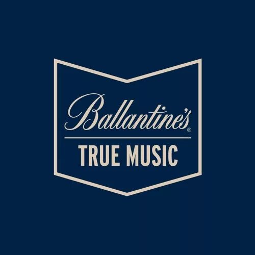 True музыка. Ballantine's логотип. Баллантайнс лого. Ballantines надпись. Этикетка Ballantines.