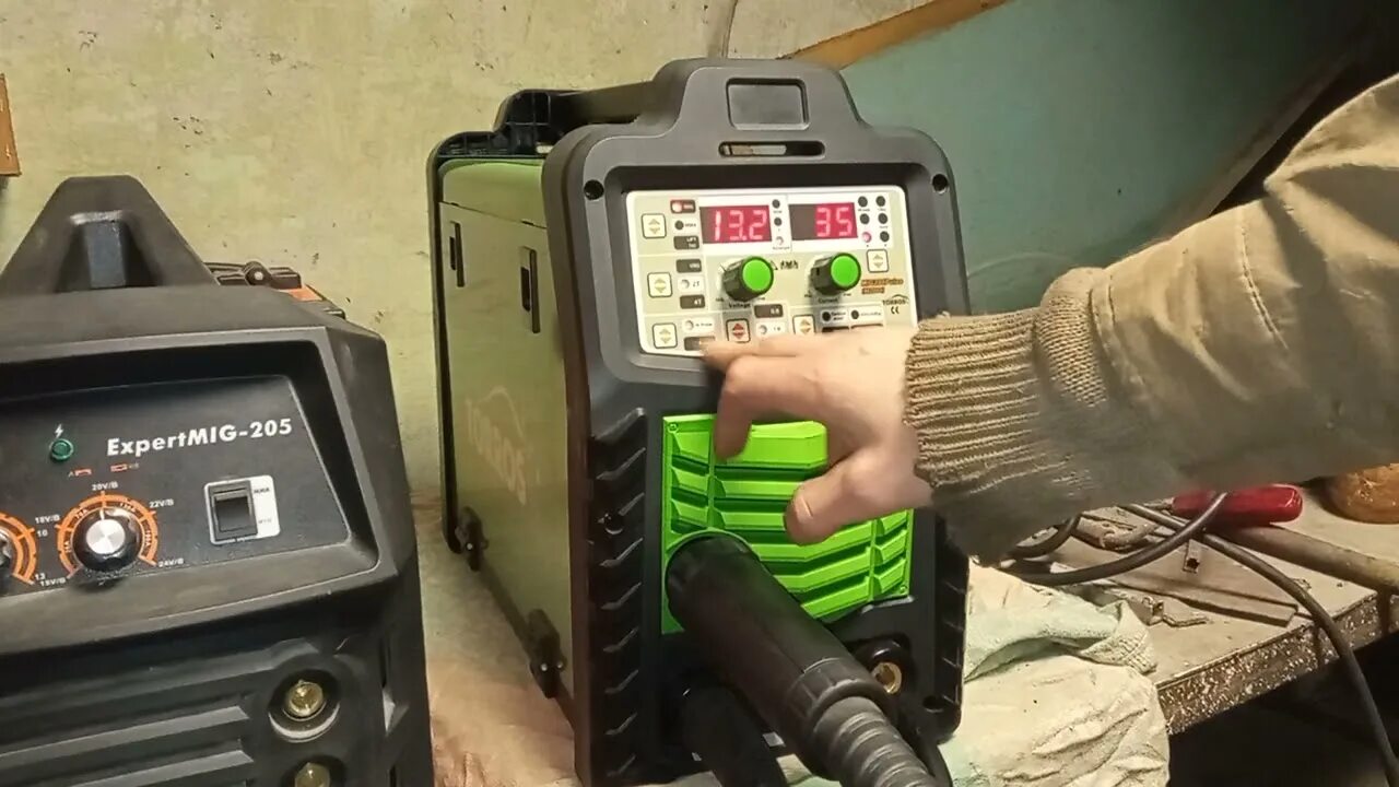 Mig200pulse lcd
