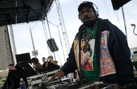 Afrika Bambaataa. DJ Африка Бамбаатаа. Диджею Африке Бамбааттее. Африка Бамбата и кул Херк. Africa bambaataa