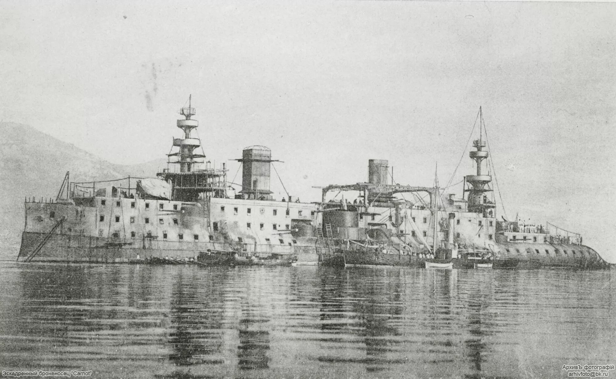 французские броненосцы конца 19 века. броненосцы франции 19 века. Charles martel броненосец. эскадренный броненосец массена. броненосец редутабль.