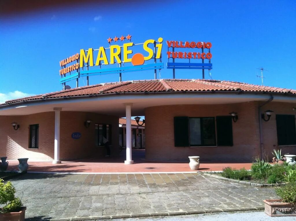 Mare si. Лампедуза италия. Mare si. Playa. Ионийское море.