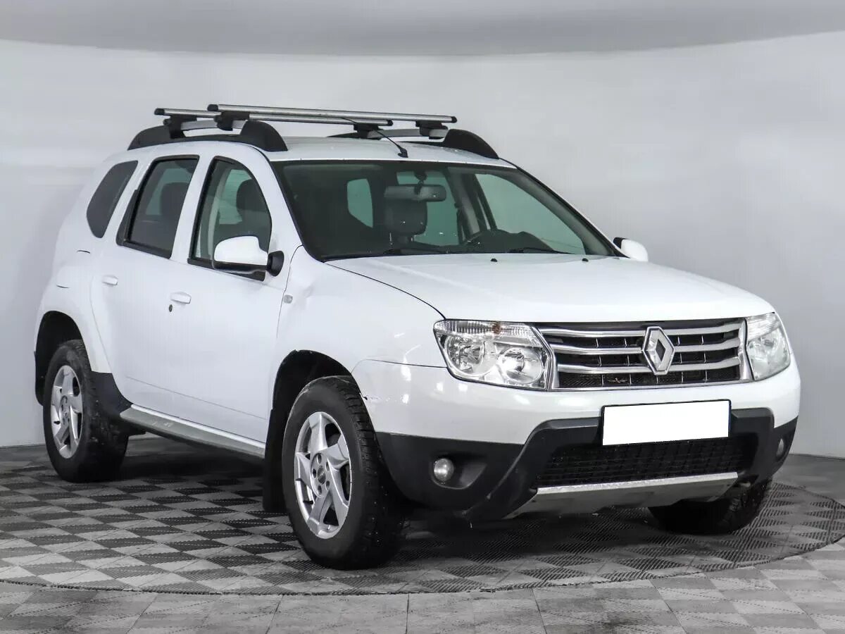 Белый Renault Duster i 2.0 at (135 л.с.). Рено Дастер 2 литра автомат. Renault Duster 2020 года. Рено Дастер во Франции. Купить дастер с пробегом в россии