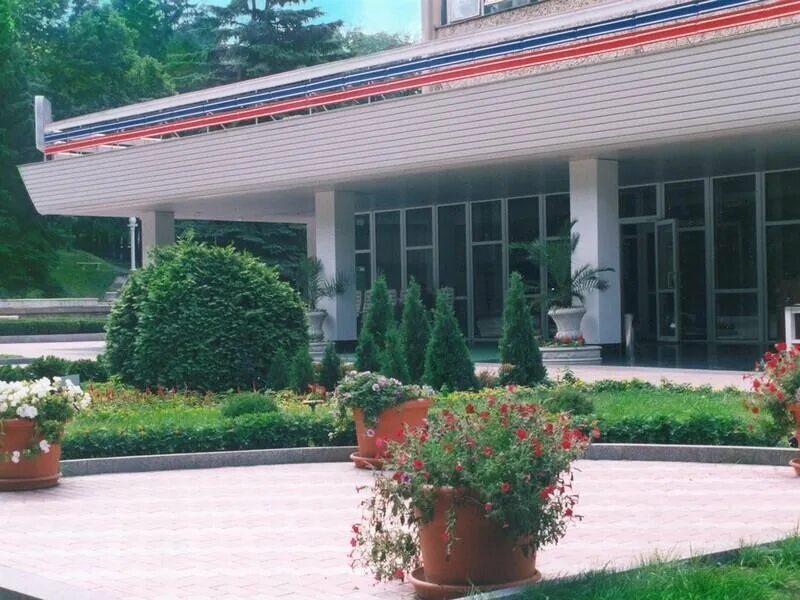 дубовая роща. санаторий дубовая роща железноводск. пансионат дубовая роща. дубовая роща санаторий железноводск номера. дубовая роща, железноводск 2022.