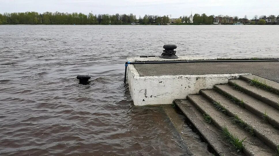 Уровень волги поднялся