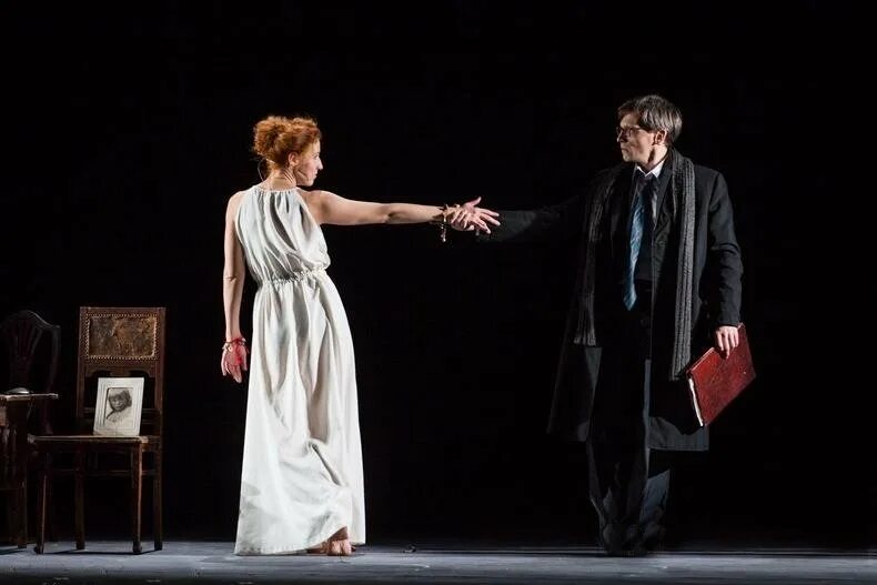 Театр бериляки на канале карусель. Российский молодежный театр. Эраст фандорин спектакль рамт. Музыкальный театр. Театр бериляки на канале карусель.