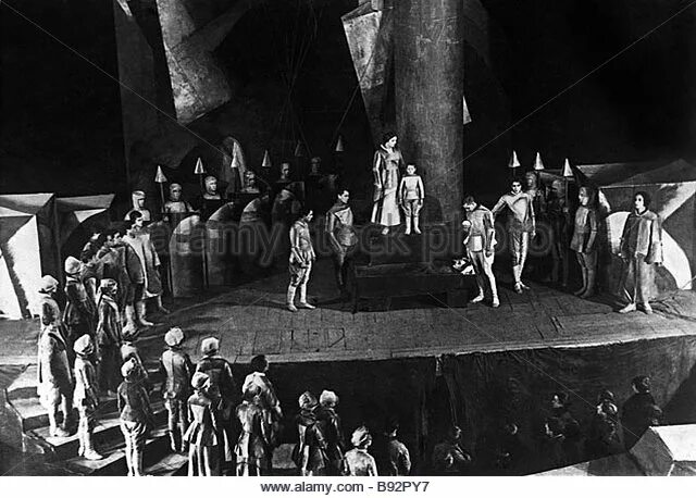 Спектакль мейерхольда великодушный рогоносец. Камерный театр таирова 1930. Газета театр. Статья про театр. Мейерхольд зори верхарна.