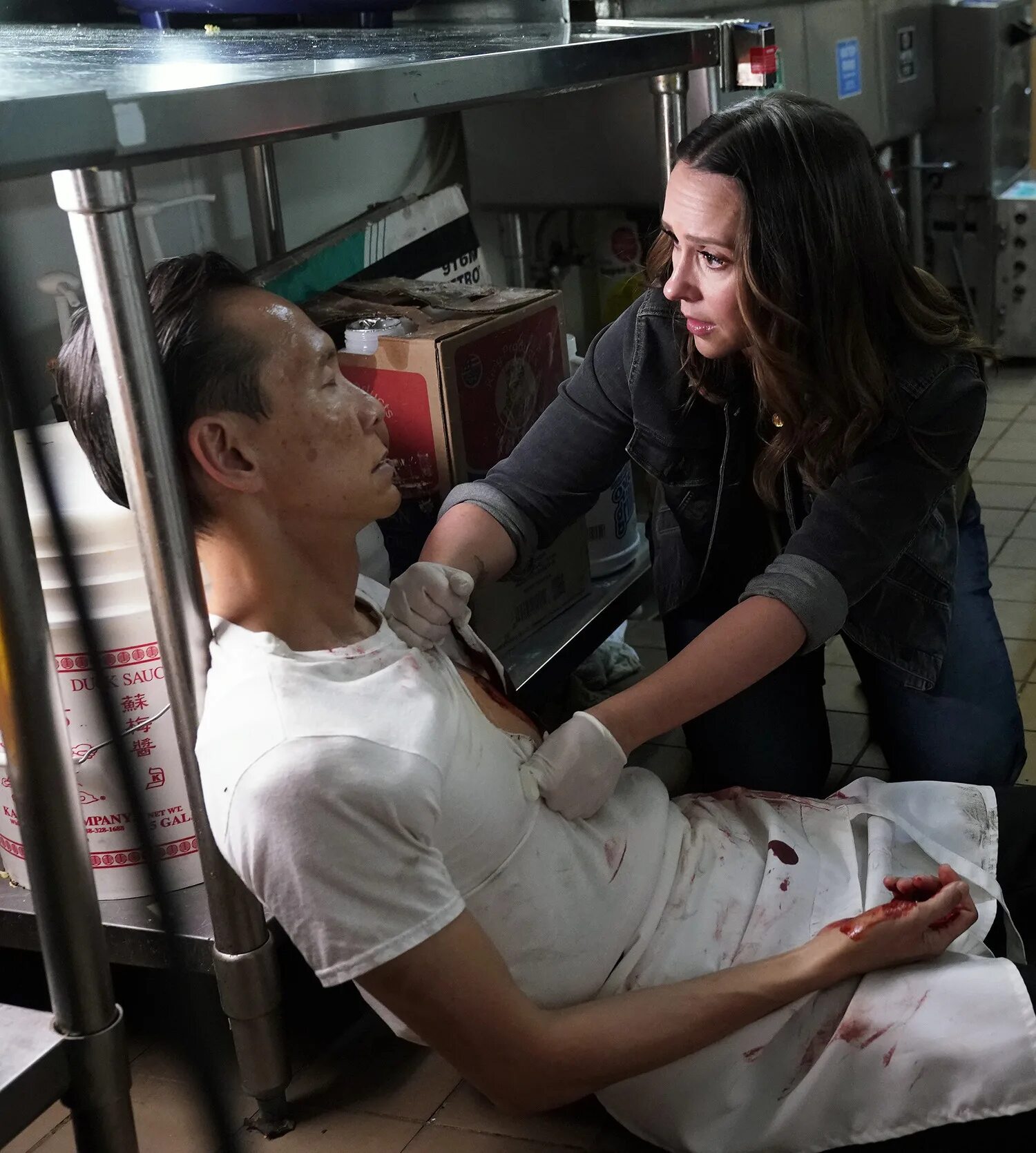 911 сериал дженнифер хьюитт. 911 служба спасения мэдди. Дженнифер лав хьюитт 911 служба спасения. Дженнифер лав хьюитт 911. Дженнифер лав хьюитт в сериале 911.