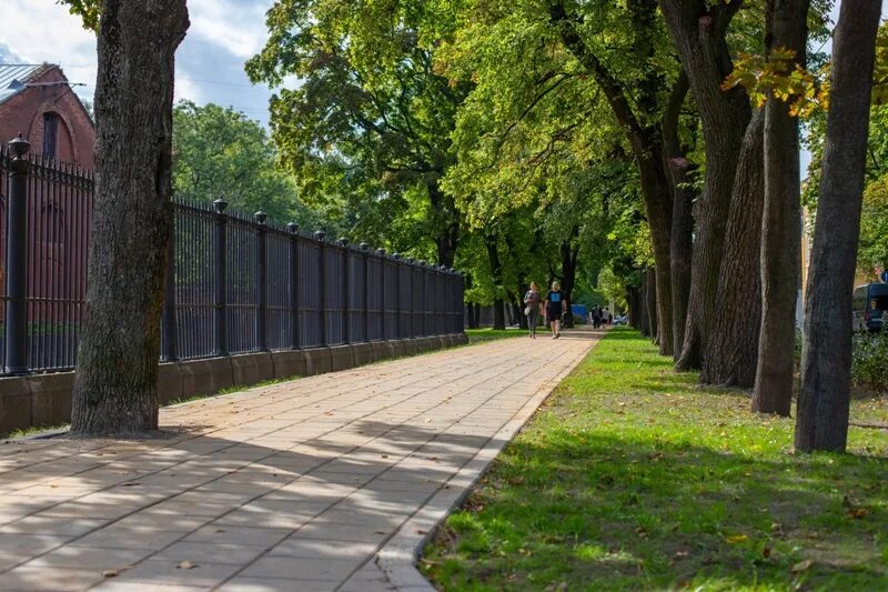 10 кронштадт. Кронштадтский бульвар санкт-петербург. кронштадт район санкт-петербурга. благоустройство кронштадтского бульвара. адмиралтейство кронштадт.