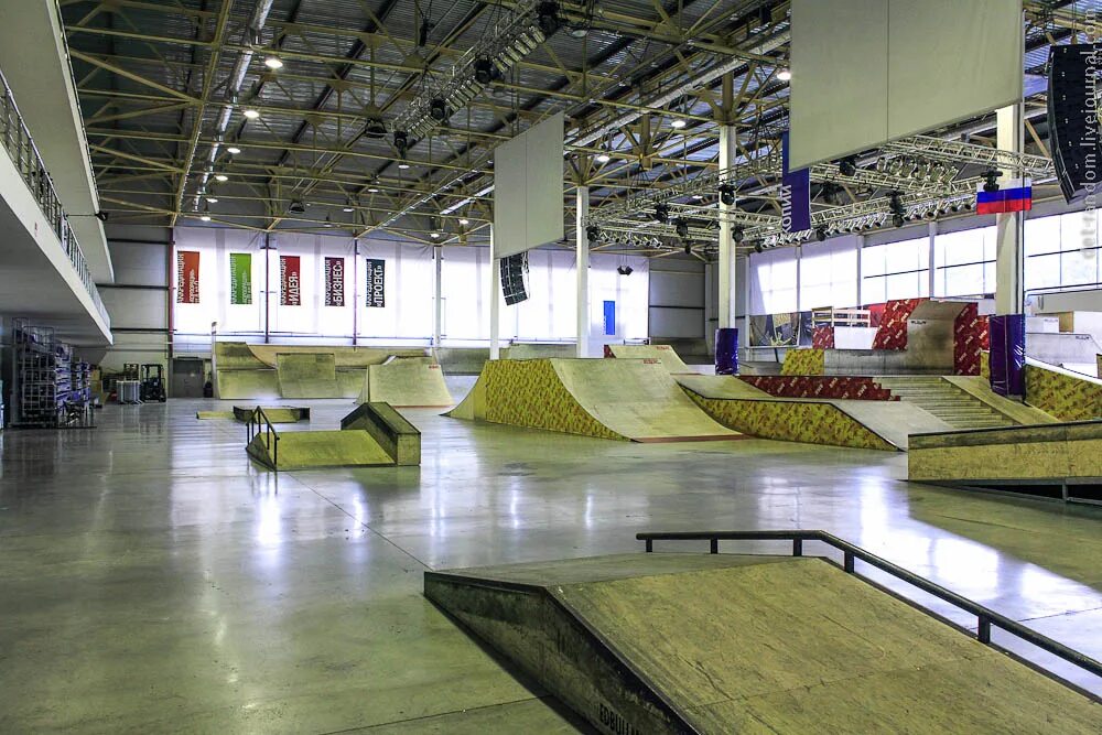 Ставропольская, 43 - "центр экстремальных видов спорта". Центр экстремальных. Центр экстремальных. Центр экстремальных. Спортекс красноярск скейт парк.