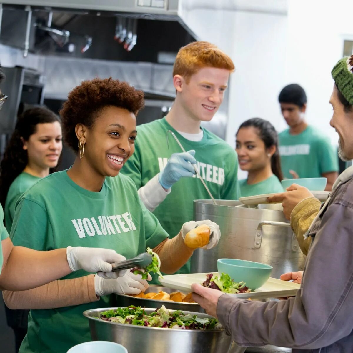 Food Bank USA. Voluntary. Volunteer work. ЭПИК компания США медицина.