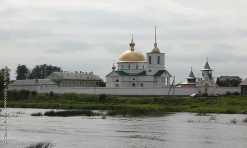 Женский монастырь на острове