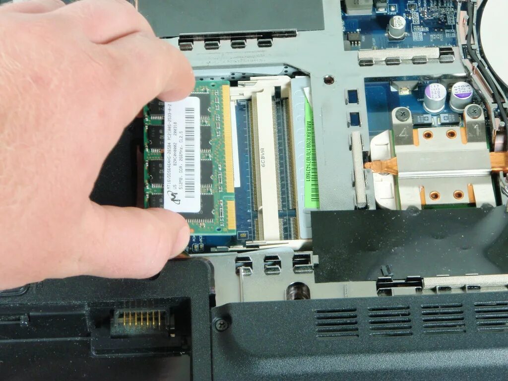 Как установить оперативную память в ноутбук. Acer aspire 5100 оперативная память. подобрать оперативную память для моноблока асер 700. оперативная память для моноблока acer. оперативная память вшитая в материнскую плату ноутбук.