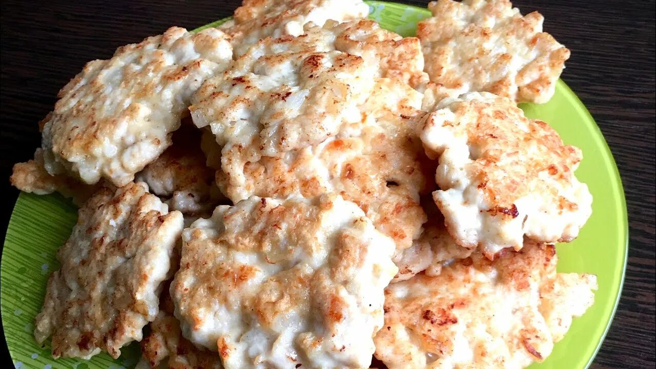 Рубленные котлеты из курицы с грибами. Рубленные котлеты из грудки без яиц. Как сделать из грудки котлеты без мясорубки куриные рубленные. Рубленные котлеты из грудки без яиц. Рубленные котлеты из грудки без яиц.