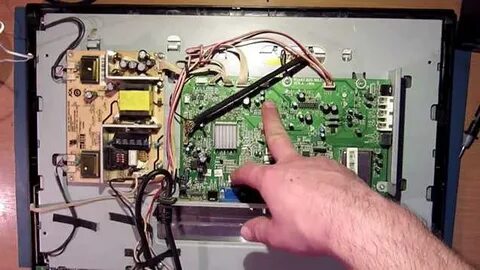 Экран телевизора включается и сразу гаснет