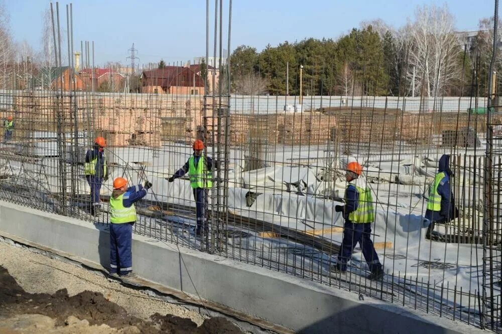 урок физкультуры. бассейн на московке 2 омск. бассейн на московке 2 омск открытие. бассейн на московке 2 омск открытие. новая застройка.