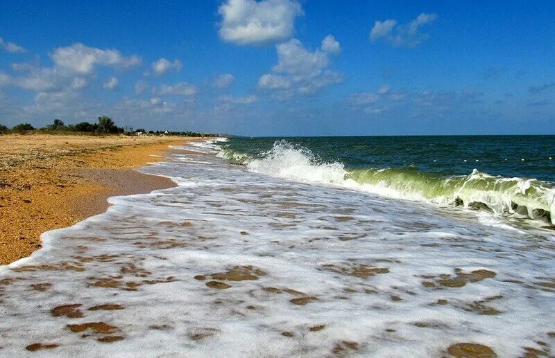Темрюкский район поселок кучугуры. Геническ азовское море. Поселок золотое азовское море. Должанская коса море. Поселок золотое керчь.