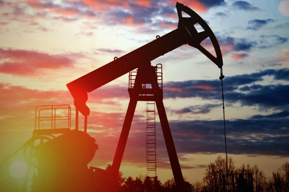 Нефтяная промышленность. Нефтедобыча в России. Нефтегазовая отрасль. Добыча нефти.