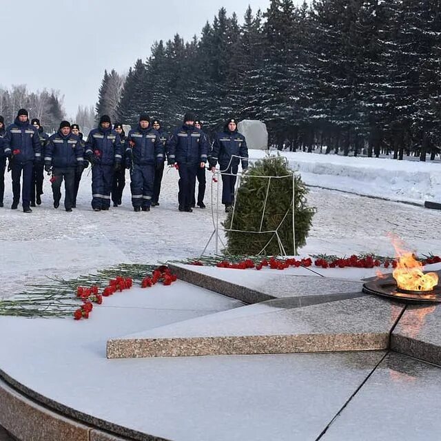 Памяти героев верны