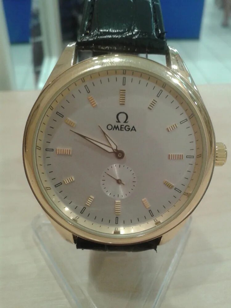 Часы омега мужские кварцевые фото про-во 1970. Кварцевые часы омега. Часы omega кварцевые мужские. Часы omega quartz. Omega de ville мужские.