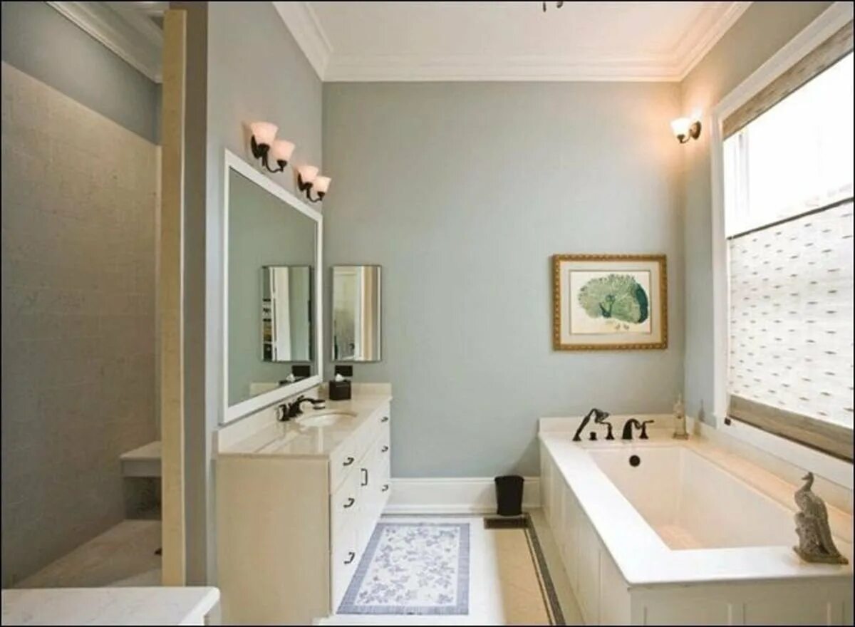 Стены в ванной. Ванная комната с окрашенными стенами. Ванная с крашинами стенами. Ванная с окрашенными стенами и плиткой. Окрашенные стены в интерьере ванной.