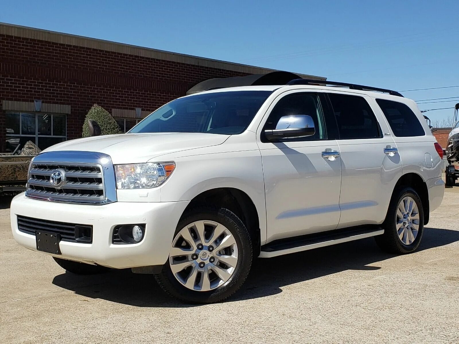 Тойота секвойя 2015. Toyota platinum. Toyota sequoia 2018. Toyota sequoia 2010. Toyota sequoia 2022 trd.