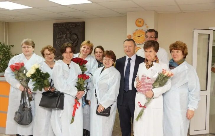 Персонал роддома 7 нижний новгород. Заведующая 7 роддома нижний новгород. Зеленгурова татьяна викторовна нижний новгород. Персонал роддома 7 нижний новгород. Слесаренко марина ивановна.