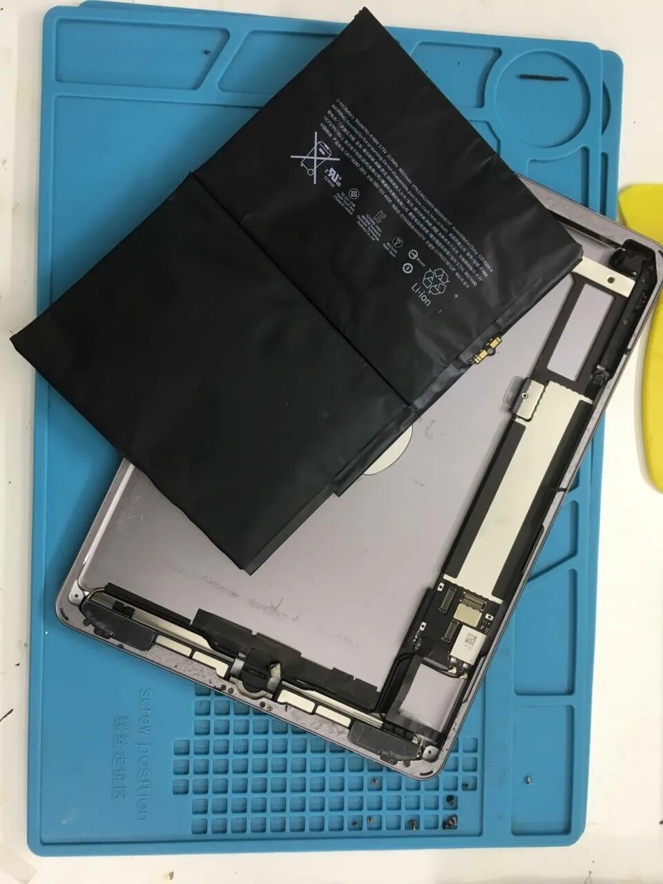 Ipad как заменить аккумулятор Замена АКБ планшета в Брянске ProfiService