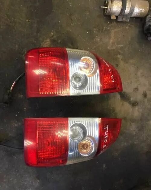 Задний левый фонарь чери тигго т11 артикул. Задние фонари чери тигго т11. Чери тигго т11 лампы стоп сигнала. Фонарь задний правый чери тигго т11 фл. Задний левый фонарь чери тигго т11 артикул.