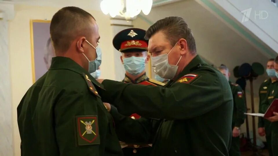 За спасение раненых. Медаль за спасение раненых солдат. медаль за спасение пострадавших. спасение погибавших.
