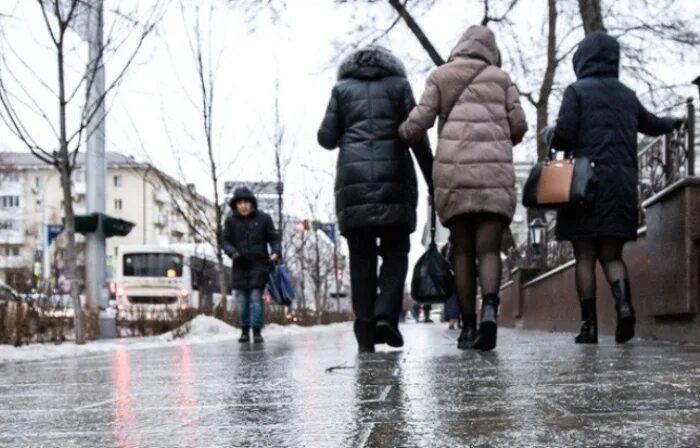 Астрахань зимой. Снег в Астрахани. Зима январь дождь. Зима в Астраханской области.