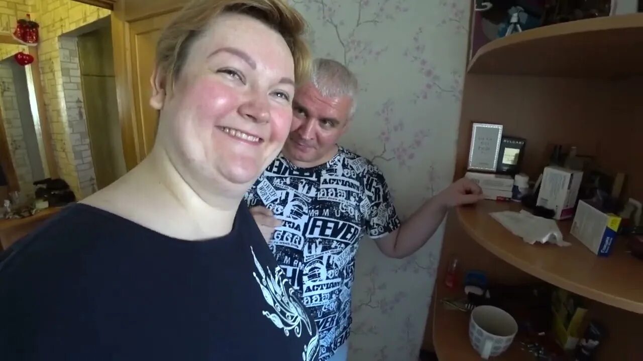 Блоггер пиратская жизнь новые. Пиратская жизнь нина и вовчик. канал пиратская жизнь нина и вовчик. пиратская жизнь нина и вован. свадьба вована и нины пиратская жизнь.