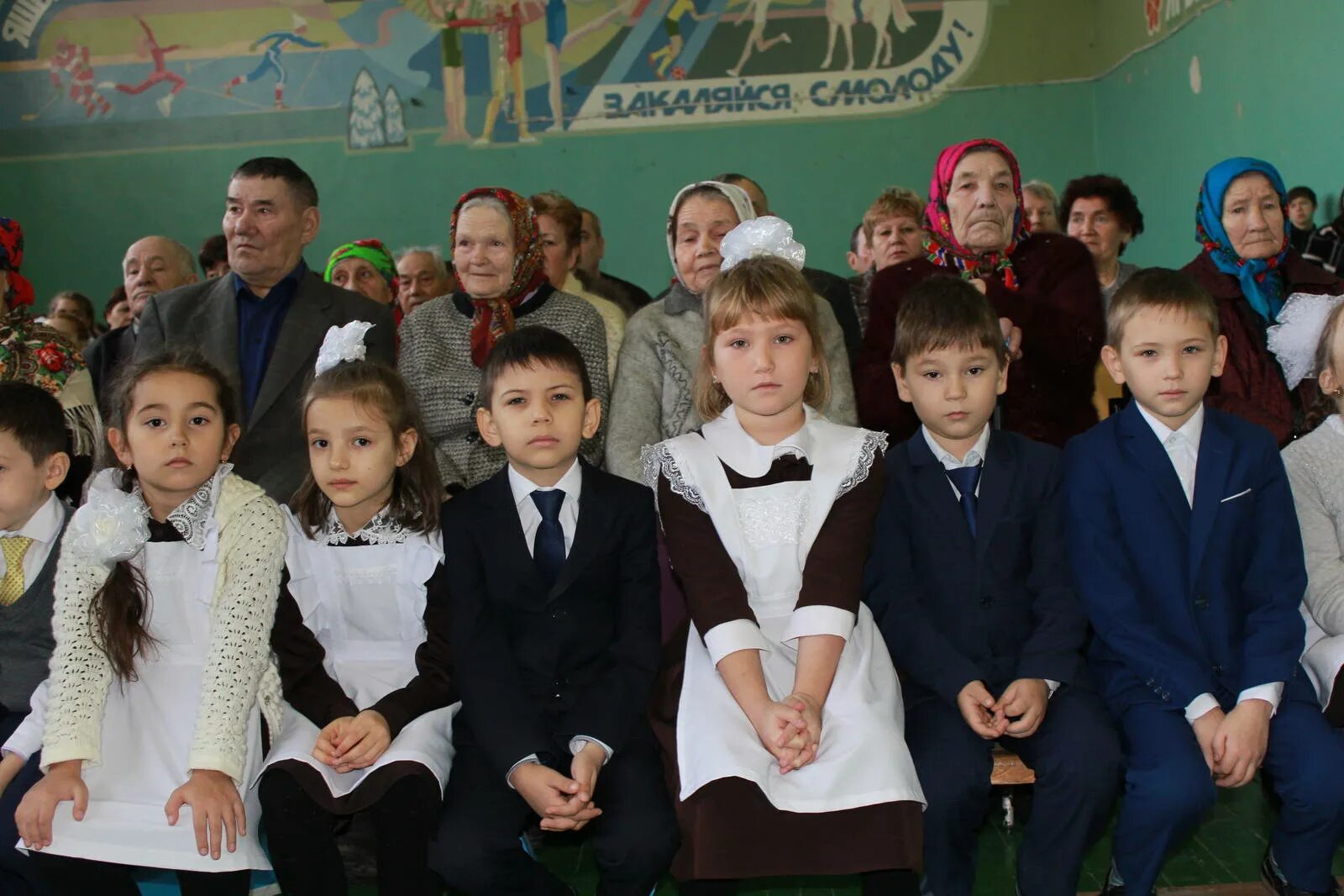 Станция калейкино. Станция калейкино. Церковь димитрия солунского в паткино. Станция калейкино альметьевск. Погода калейкино альметьевского.