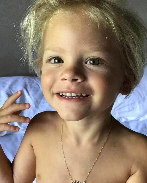 дочь тимати алиса. алиса юнусова дочь тимати. алиса юнусова. дочка тимати алиса. дочка тимати алиса.