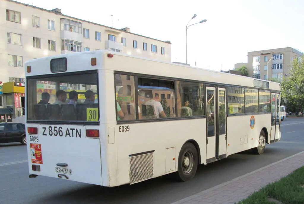 Расписание автобуса 481 кипень. Man sl202. 481 автобус. автобус 481 спб. автобус 481 розовый пенза.
