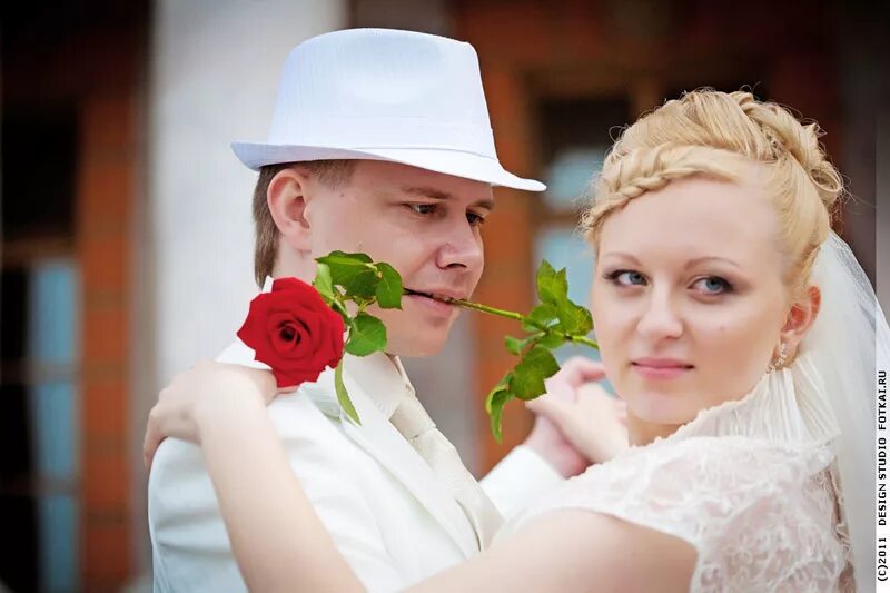 В связи со свадьбой. Свадьба на финском заливе спб. Фотограф яковлева курск. Свадьба 2011 фото. Свадьба 2011 бийск.