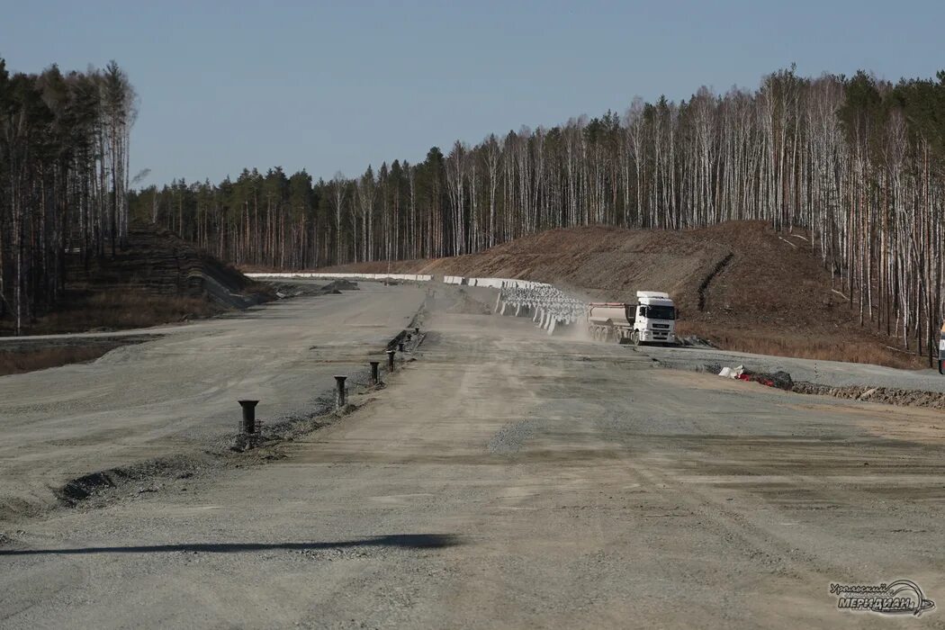 Екатеринбург дорога. Окружная дорога. Пробка екаде сейчас фото. Екатеринбургская кольцевая дорога. Екатеринбург дорога.