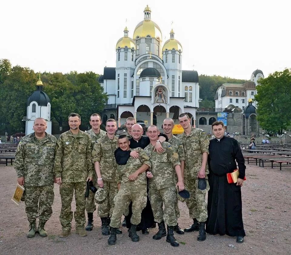 Военный капеллан. Военное капелланство Украины. Военные капелланы на Украине. Капелланский корпус.