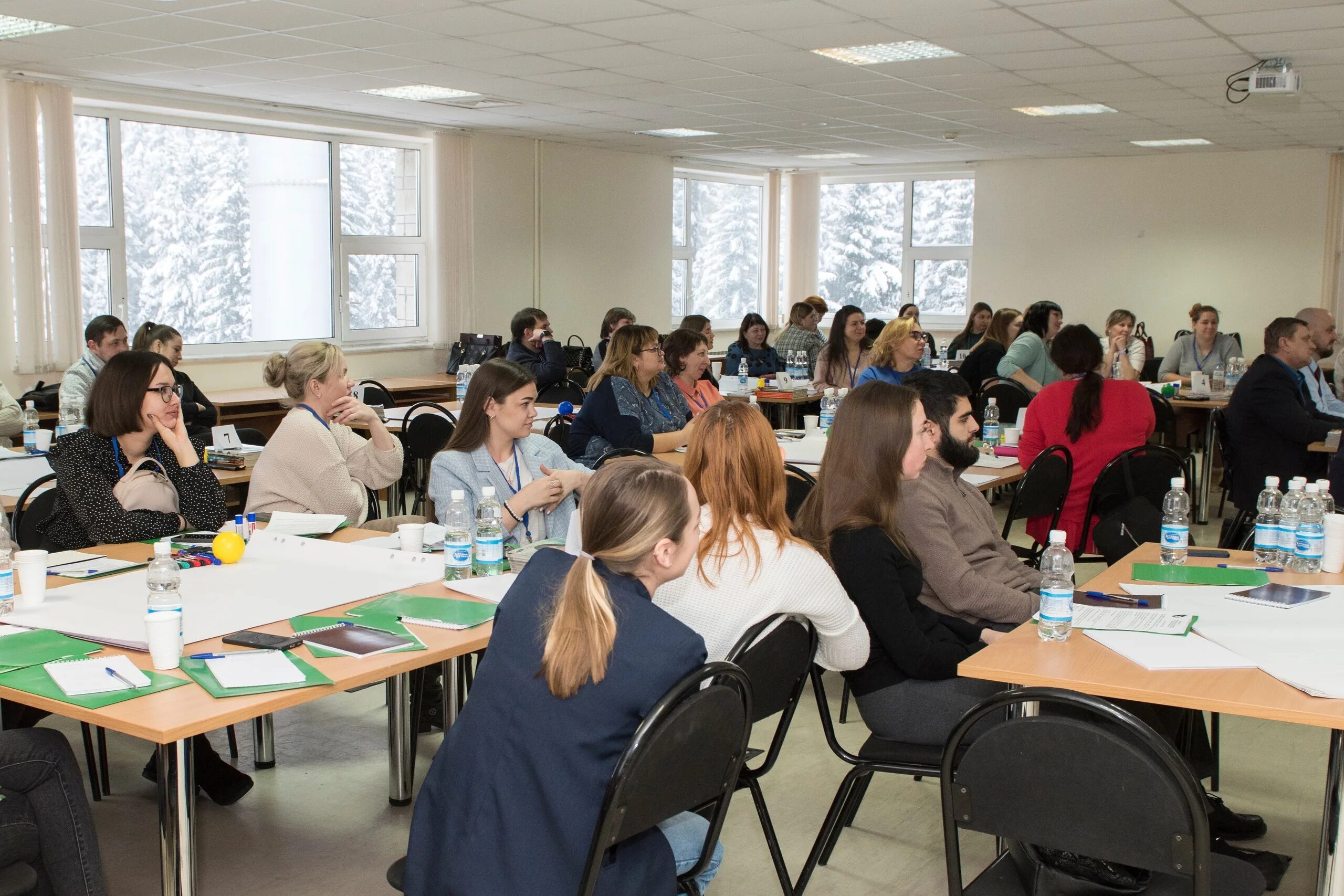 хмао активист