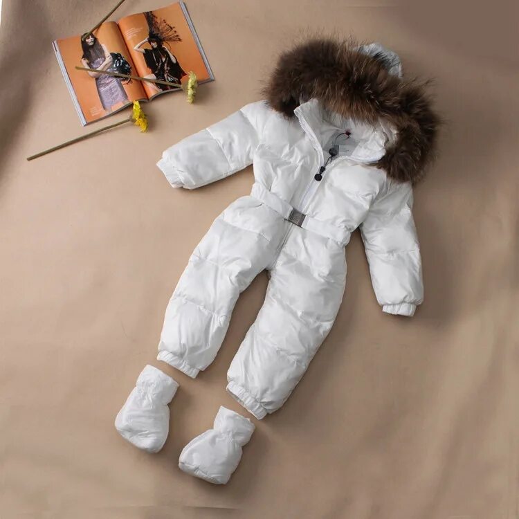 Комбинезон монклер. Зимний комбинезон moncler 80-86. комбинезон монклер детский зимний белый. комбинезон монклер детский белый. комбинезон зимний монклер белый.