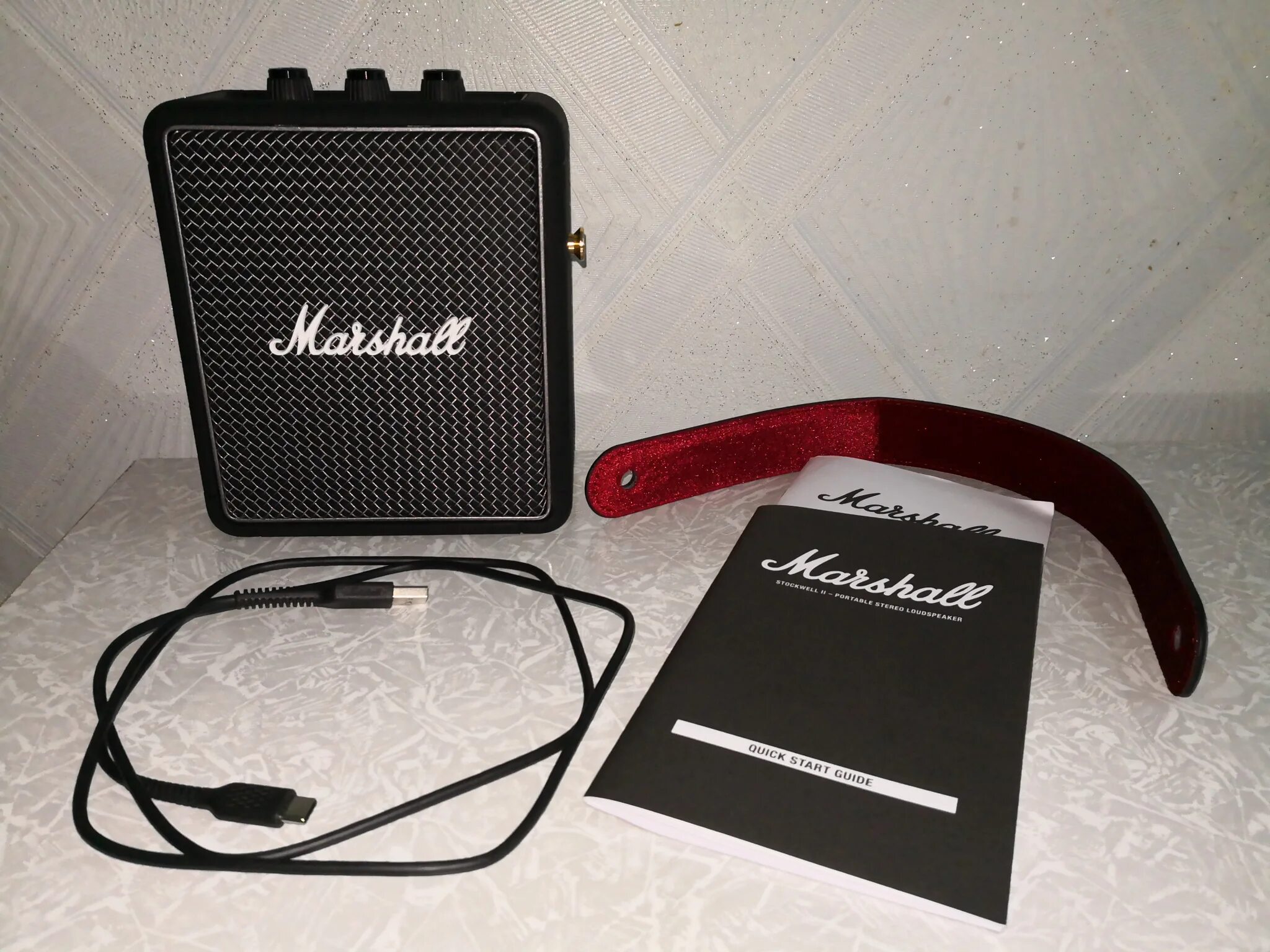 Marshall stockwell black. Колонка marshall stockwell 2. портативная акустика marshall stockwell. marshall stockwell ii 20 вт.