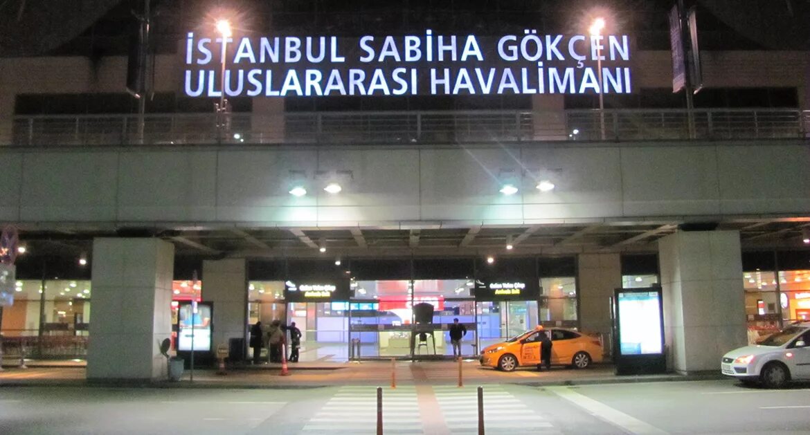 Стамбул аэропорт сколько до центра. Стамбул Сабиха гёкчен. Saw аэропорт в Стамбуле. Аэропорт Турции Стамбул Сабиха. Sabiha Gokcen аэропорт.