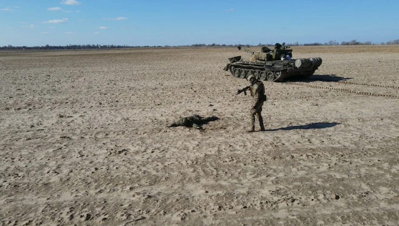 Т-72 ВСУ. Военная операция. Русские войны. Солдат на танке. Русские не сдаются украинцы