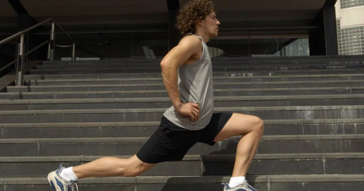 Бег при сколиозе. Упражнения с осевой нагрузкой. Противопоказания по сколиозу. Формирование правильной осанки. Растяжка бег.