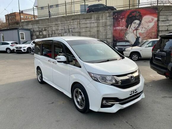 Хонда фрид спайк 2012 фото. Растаможка авто владивосток хонда фрид. 0 hybrid. Honda stepwgn spada cool spirit. Накладка на порог хонда спайк.