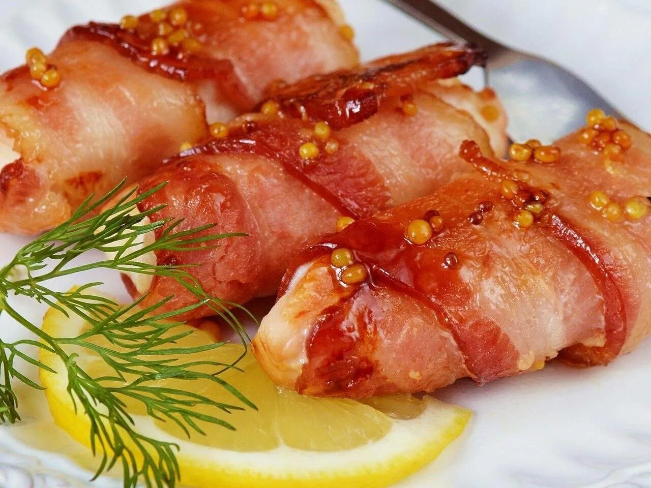 Рецепт куриного филе в беконе в духовке. Куриное филе в беконе. филе в беконе в духовке. куриное филе в беконе в духовке. рыба в беконе.