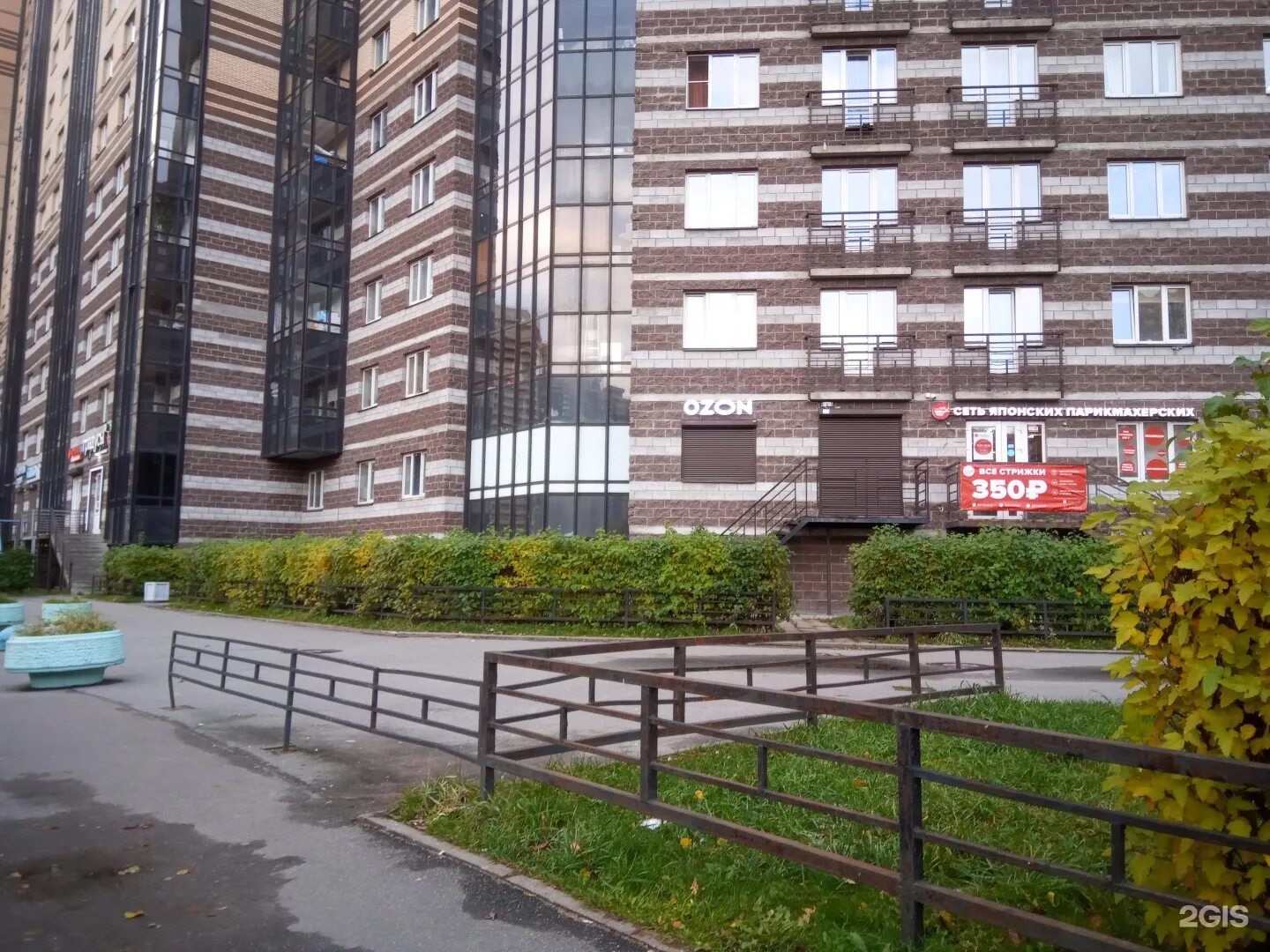 Купить 3-комнатную квартиру, 78.1 м² по адресу Санкт-Петербург, посёлок Парголов