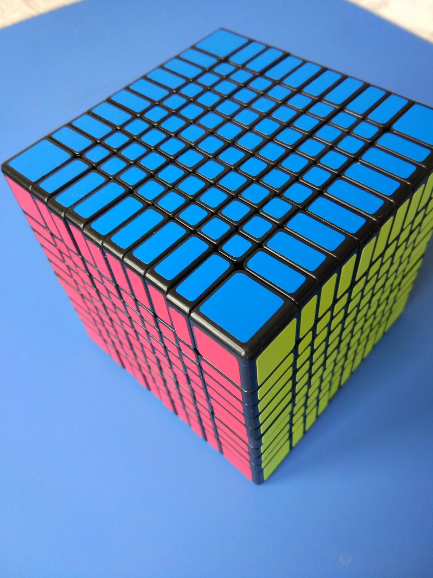 Кубики рубики самые. Кубик рубик 10 на 10. Кубик Рубика Yuxin. Кубик рубик 10x10. Кубик Рубика 10х10.