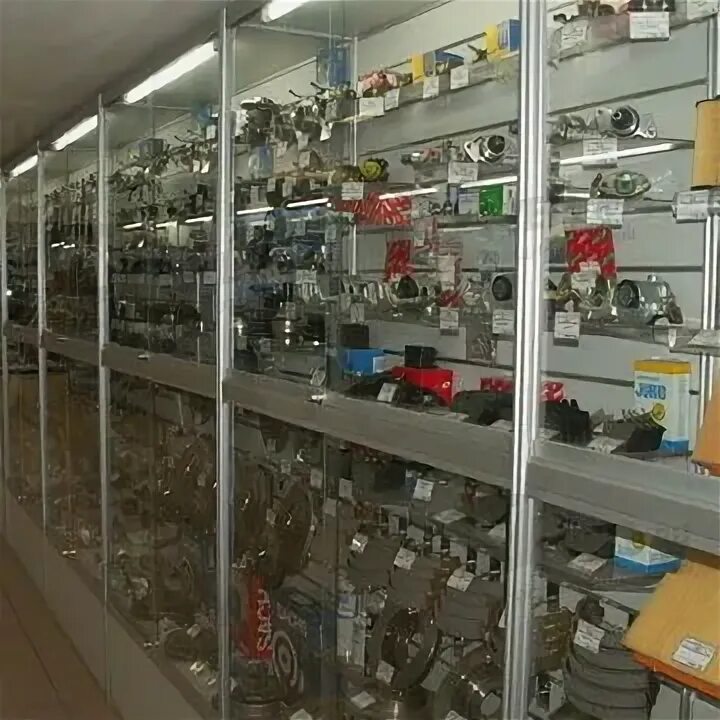 Домостроительная 18 мурманск. Автозапчасти газ мурманск. Магазин автозапчастей газ. Магазин газового оборудования. Газовое оборудование витрина.